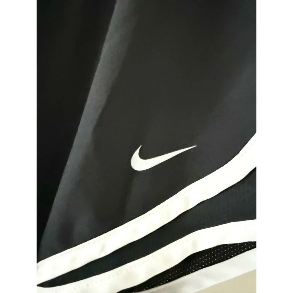 Nike Dry Fit Tempo Running Athletic Shorts in Black with White Trim Size S